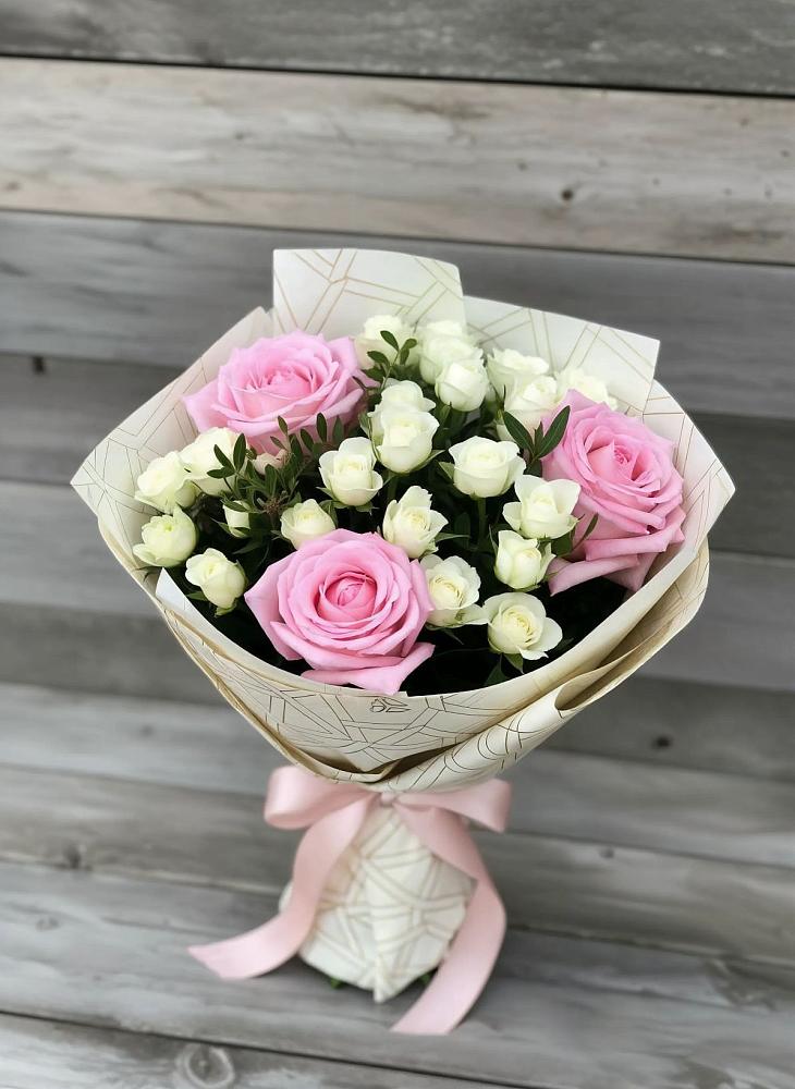 Букет цветов из: Розы в Садовый