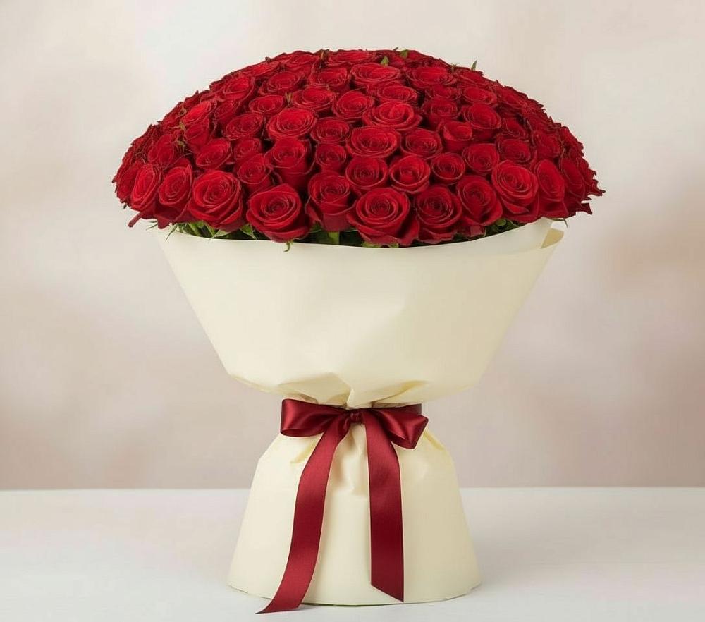 Букет 101 Красная роза Милано в Садовый