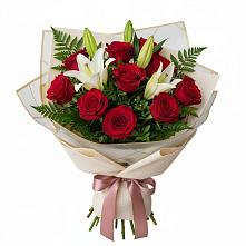 Букет цветов из:  Лилии и Розы #REPLACE_PRED# Садовый