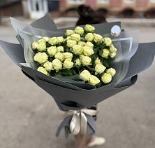 Букет Белые кустовые розы Солинеро #REPLACE_PRED# Садовый