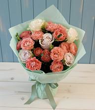 Букет цветов из:  Розы в Садовый