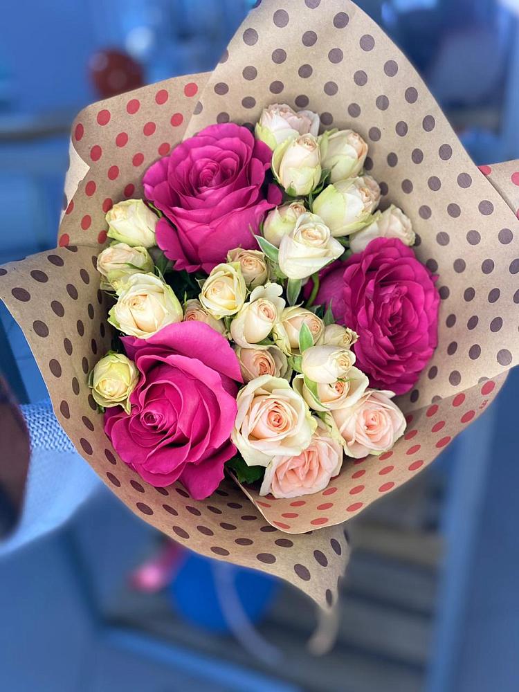 Букет цветов из: Розы в Садовый