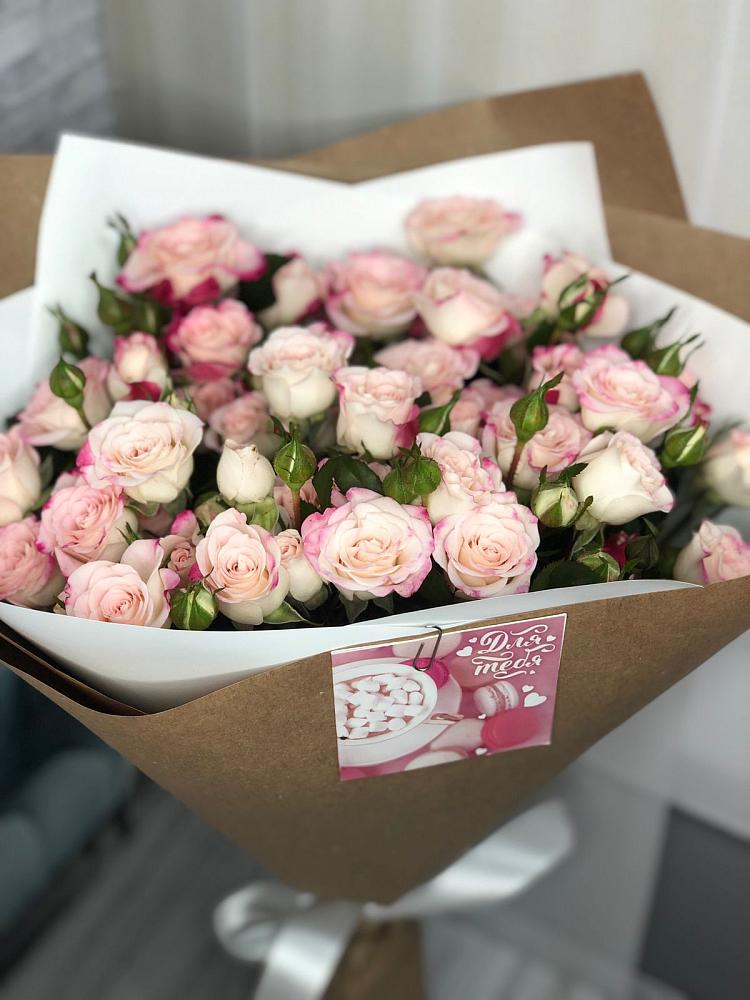 Букет цветов из: Розы в Садовый