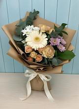 Букет цветов из:  Герберы и Хризантемы в Садовый