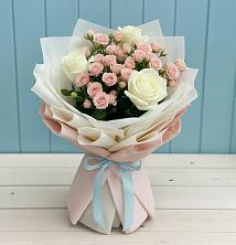 Букет цветов из:  Розы в Садовый
