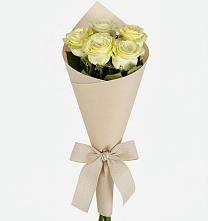 Букет цветов из:  Розы в Садовый