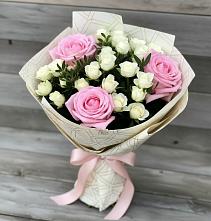 Букет цветов из:  Розы в Садовый
