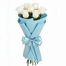 Букет 7 белых роз Проуд в Садовый