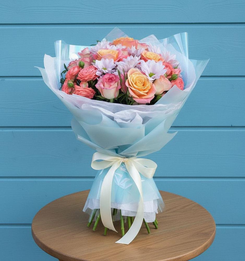 Букет цветов из: Хризантемы и Розы в Садовый