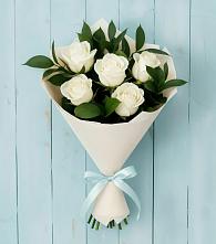 Букет цветов из:  Розы в Садовый