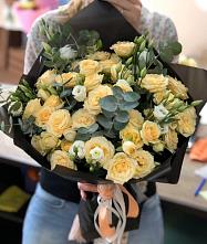 Букет цветов из:  Розы и Лизиантусы #REPLACE_PRED# Садовый
