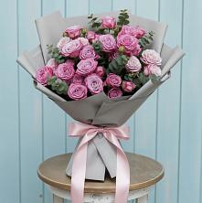 Букет цветов из:  Розы в Садовый